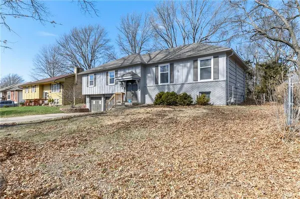 6316 E 109TH TER, Kansas City, MO 64134