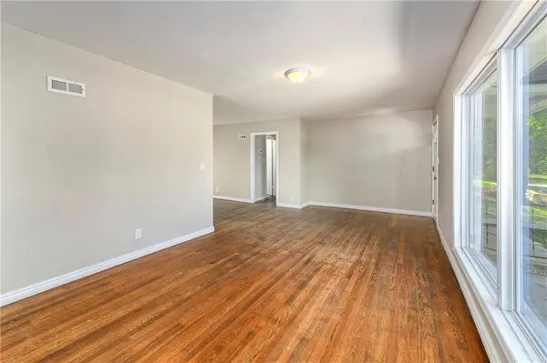 1811 N 48th ST, Kansas City, KS 66102