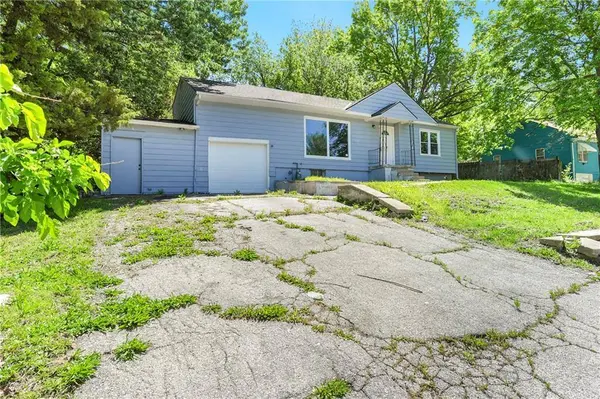 1811 N 48th ST, Kansas City, KS 66102