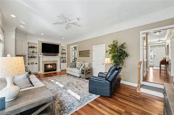 2618 Turtle Creek DR, High Point, NC 27265