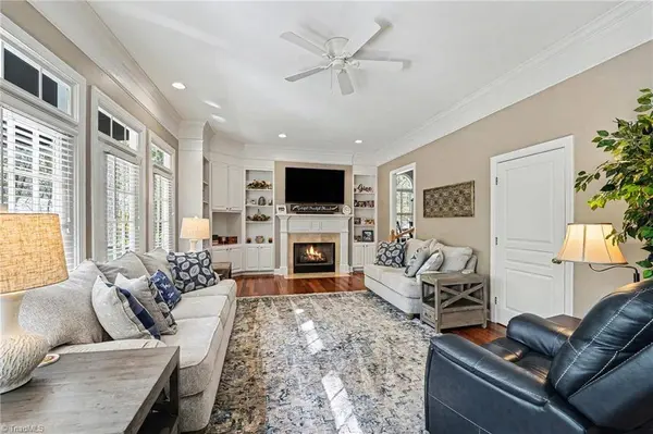 2618 Turtle Creek DR, High Point, NC 27265