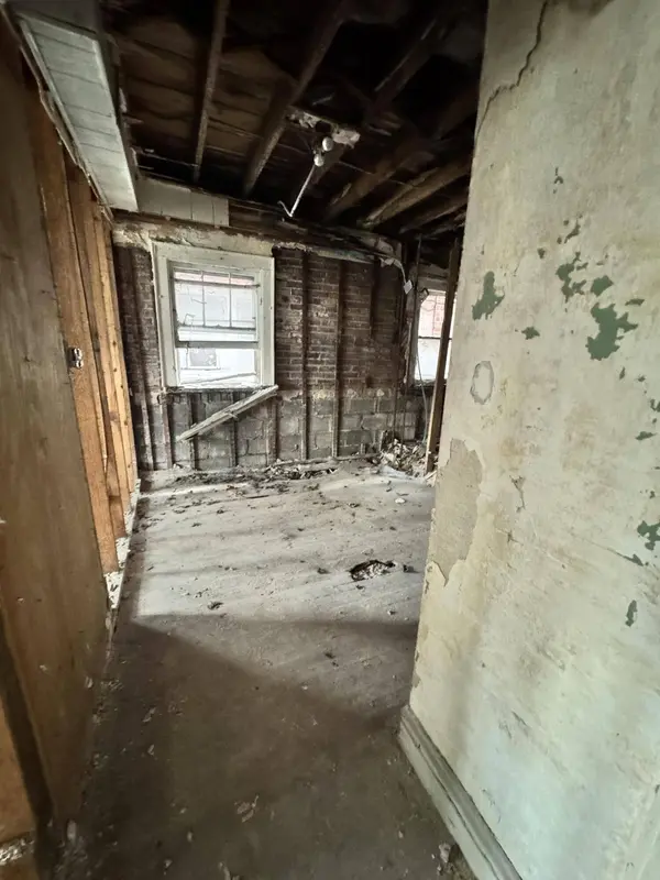 1072 Van Buren ST, Gary, IN 46402