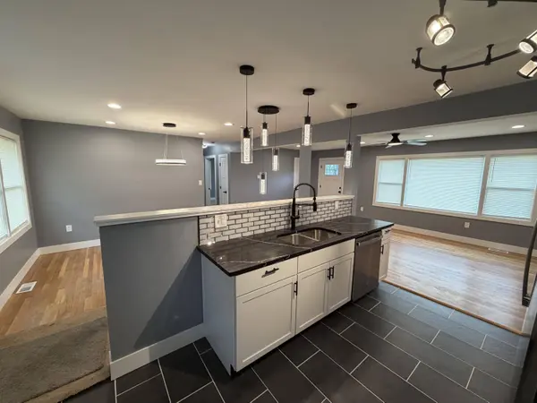 3941 Wirth RD, Highland, IN 46322