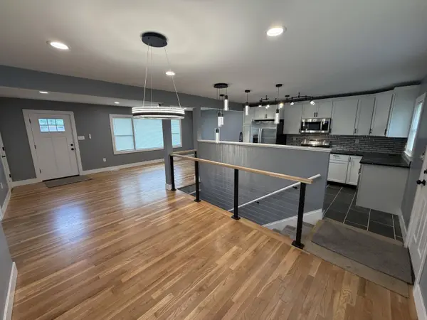3941 Wirth RD, Highland, IN 46322