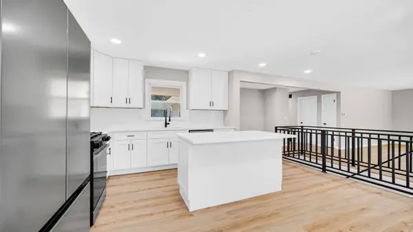 603 W 13th ST, La Porte, IN 46350