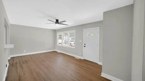 2933 W 38th PL, Hobart, IN 46342