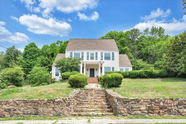 72 Bath ST, Clifton Forge, VA 24422