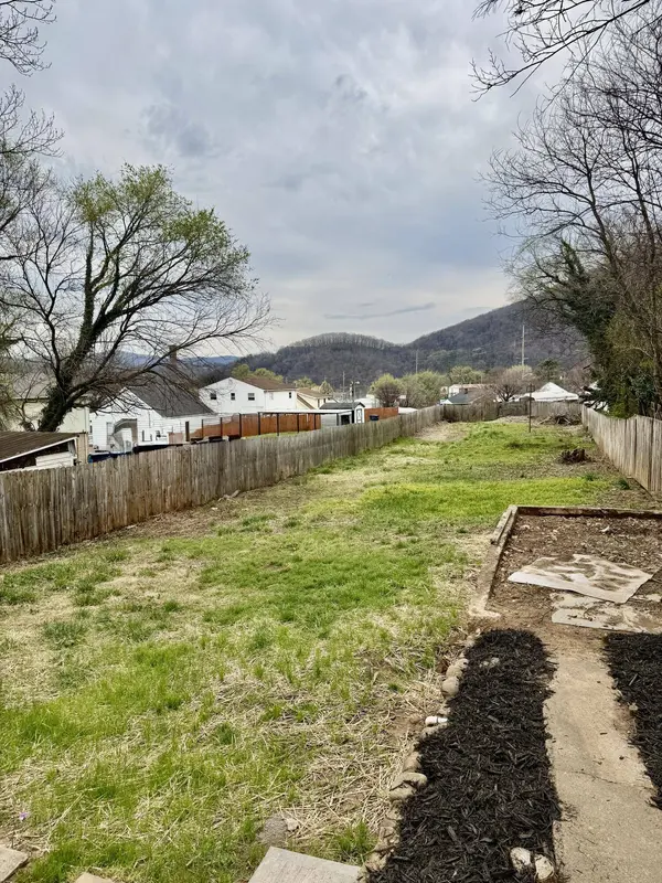 1021 Pechin SE AVE, Roanoke, VA 24013