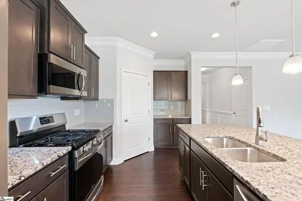 854 Deepwood Court, Boiling Springs, SC 29316
