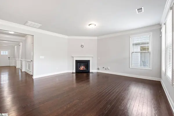 854 Deepwood Court, Boiling Springs, SC 29316