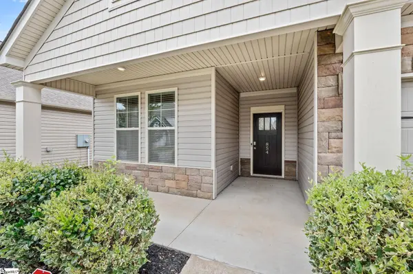 854 Deepwood Court, Boiling Springs, SC 29316