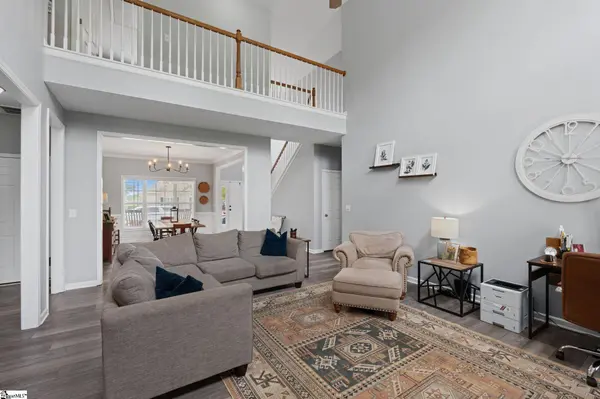 5 Hollander Drive, Taylors, SC 29687