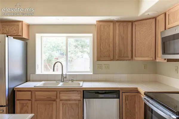 2231 Jeanette WAY, Colorado Springs, CO 80951