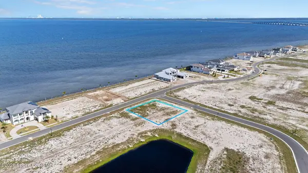 5862 Constellation DR, Titusville, FL 32780