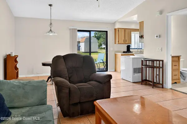 959 Sablon ST SE, Palm Bay, FL 32909