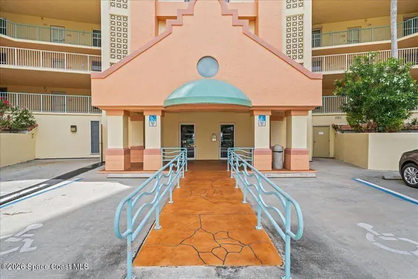 102 Riverside DR #203, Cocoa, FL 32922
