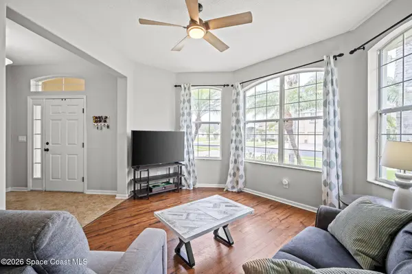 354 Abernathy CIR SE, Palm Bay, FL 32909