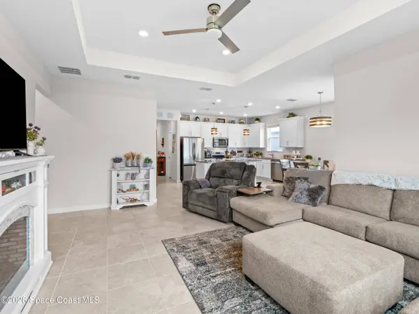 2209 Canopy Terrace BLVD, Deland, FL 32724