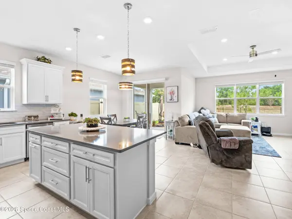 2209 Canopy Terrace BLVD, Deland, FL 32724