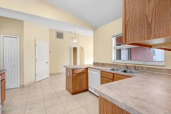 1416 Martinez ST SE, Palm Bay, FL 32909