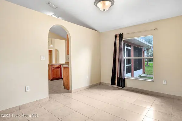 1416 Martinez ST SE, Palm Bay, FL 32909