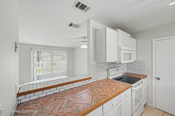 2206 20th AVE SW, Vero Beach, FL 32962
