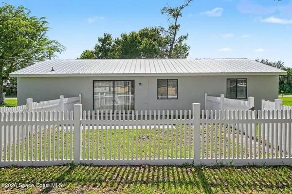 2206 20th AVE SW, Vero Beach, FL 32962