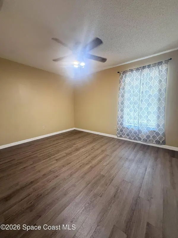1660 Wake Forest RD NW, Palm Bay, FL 32907