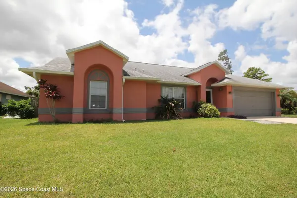 1660 Wake Forest RD NW, Palm Bay, FL 32907