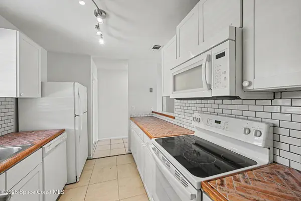 2206 20th AVE SW, Vero Beach, FL 32962