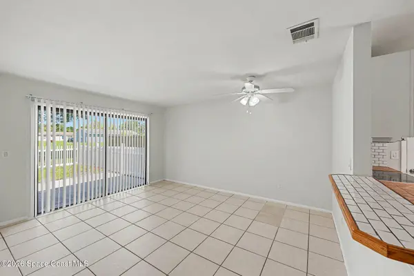 2206 20th AVE SW, Vero Beach, FL 32962