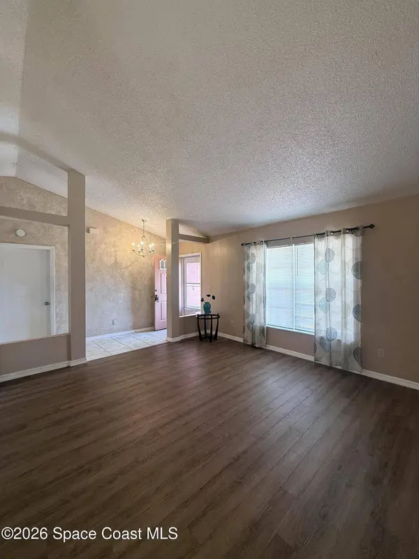 1660 Wake Forest RD NW, Palm Bay, FL 32907