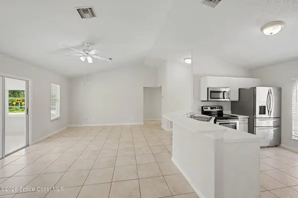226 12th ST SW, Vero Beach, FL 32962