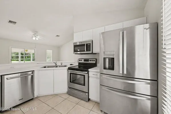 226 12th ST SW, Vero Beach, FL 32962
