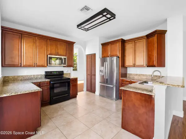 5648 Spanish River RD, Fort Pierce, FL 34951