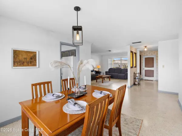 1655 S Shelter TRL, Merritt Island, FL 32952