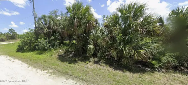 615 Opal ST SW, Palm Bay, FL 32908