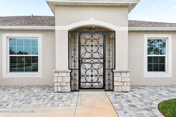 516 Olsmar ST SW, Palm Bay, FL 32908