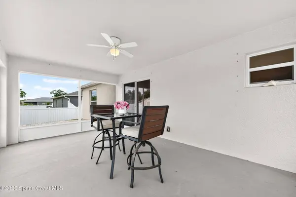 516 Olsmar ST SW, Palm Bay, FL 32908