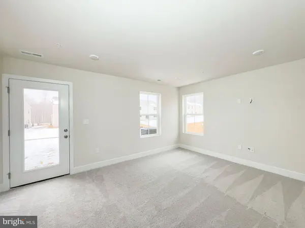 5503 ABERDEEN PL, White Plains, MD 20695