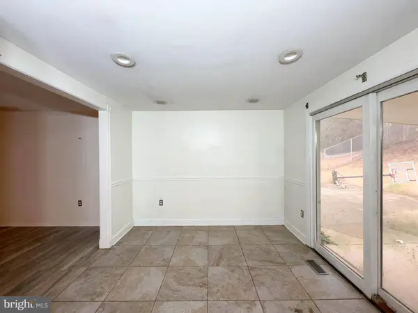 12604 APPLECROSS DR, Clinton, MD 20735