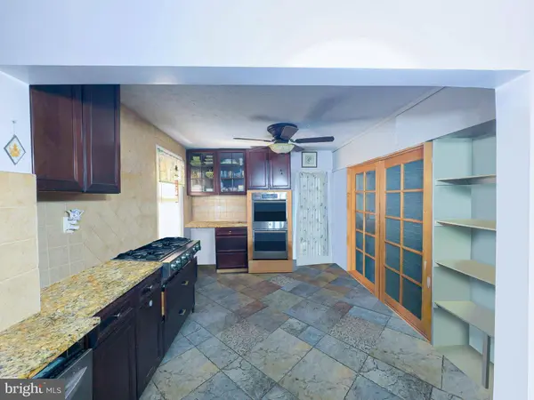 408 44TH ST NE, Washington, DC 20019