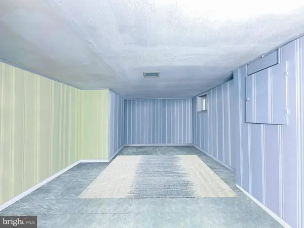 408 44TH ST NE, Washington, DC 20019