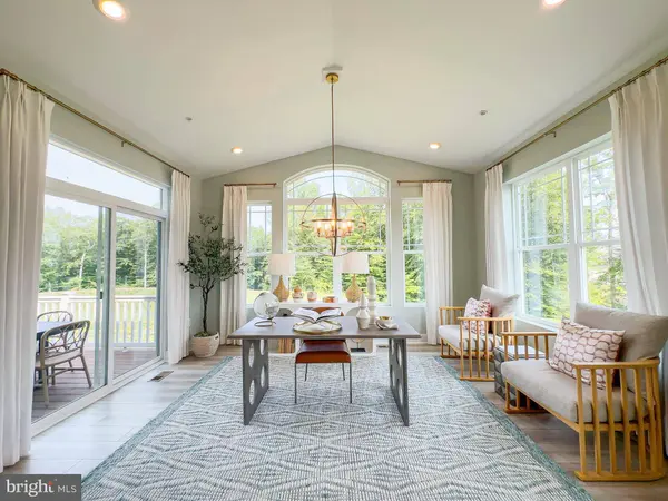 10524 COSMOS, La Plata, MD 20646