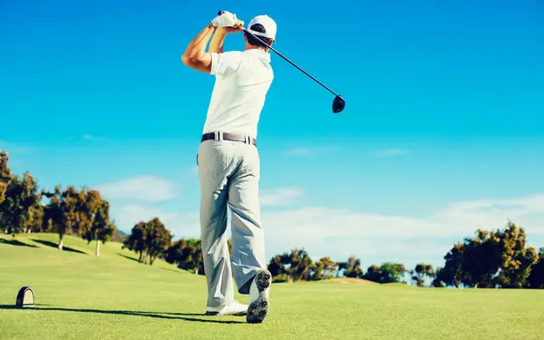 Best Neighborhoods for Golf Lovers Moving to the Palm Beach, Jupiter, and Tequesta Area