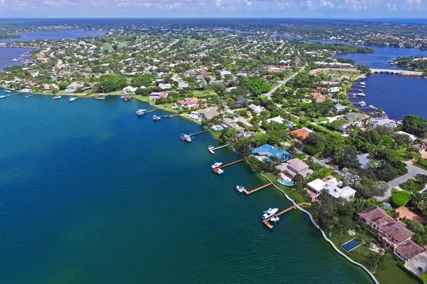 Selling a Waterfront Home in Jupiter or Tequesta