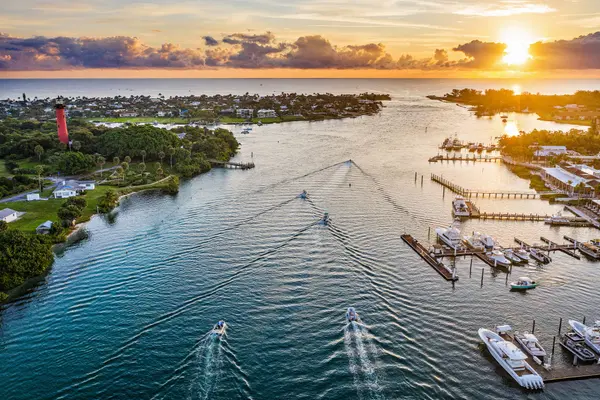 Renting vs. Buying a Second Home in Jupiter, Florida Guide