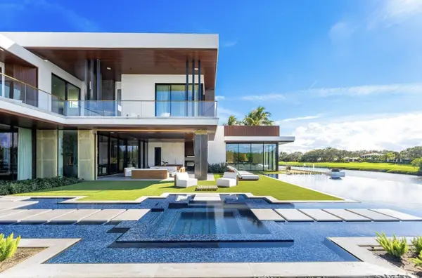 Buying a Second Home in Jupiter, FL: Lifestyle Buyer's Guide