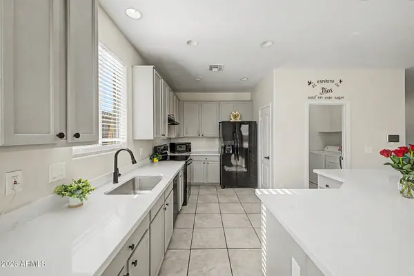 7577 W NORTHVIEW Avenue, Glendale, AZ 85303