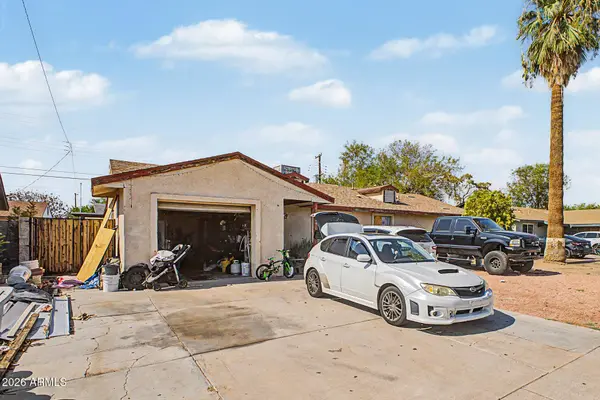 6014 W PINCHOT Avenue, Phoenix, AZ 85033
